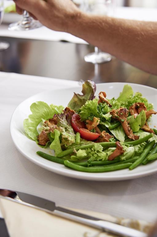 Gasthaus Huwer 베른카슈텔쿠에스 외부 사진